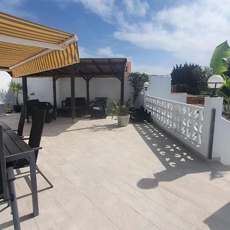 Cheerful 2-Bedroom Villa With Private Pool 卡尔佩 外观 照片