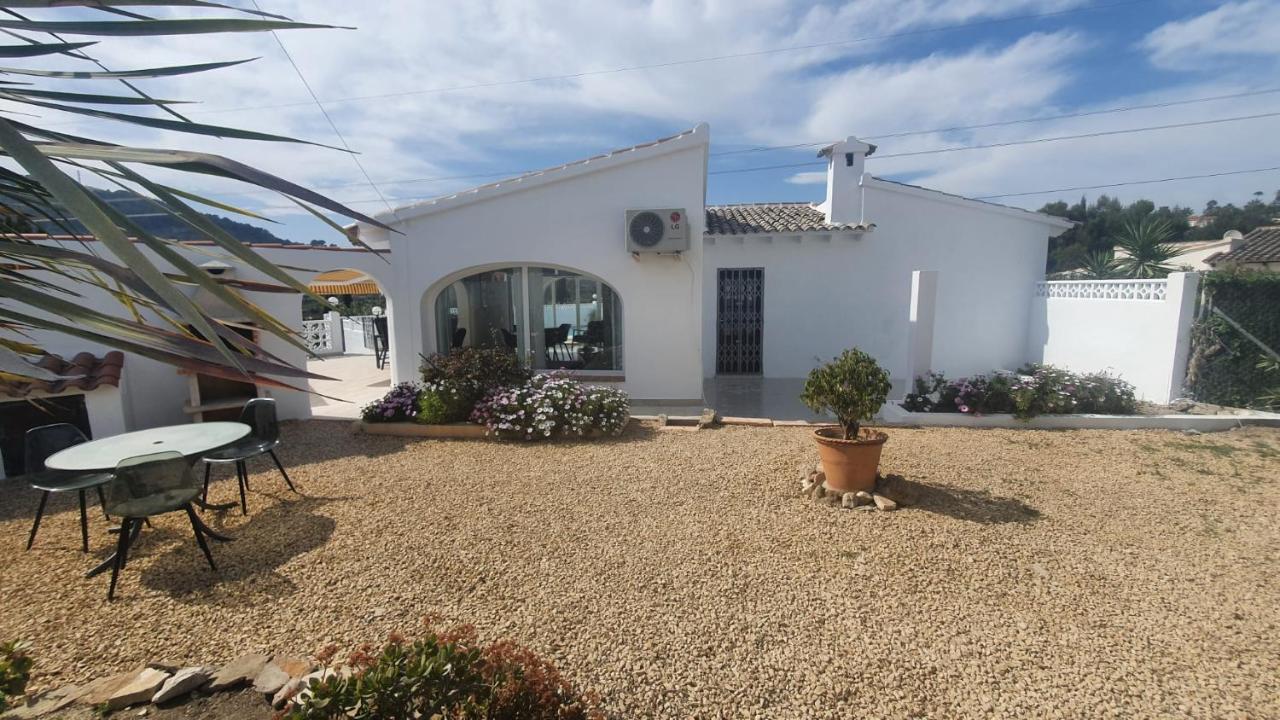 Cheerful 2-Bedroom Villa With Private Pool 卡尔佩 外观 照片